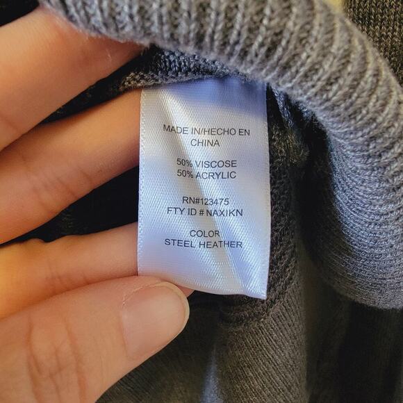 Adrienne Vittadini Pullover Cowl Neck Lightweight Comfy Oversized Sweater Size S - Picture 6 of 7